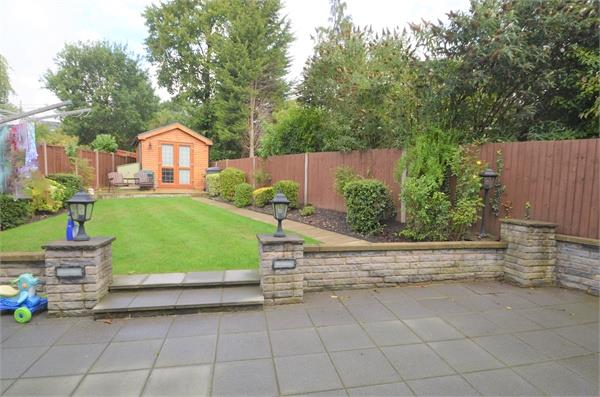 Woodland Way, Mill Hill